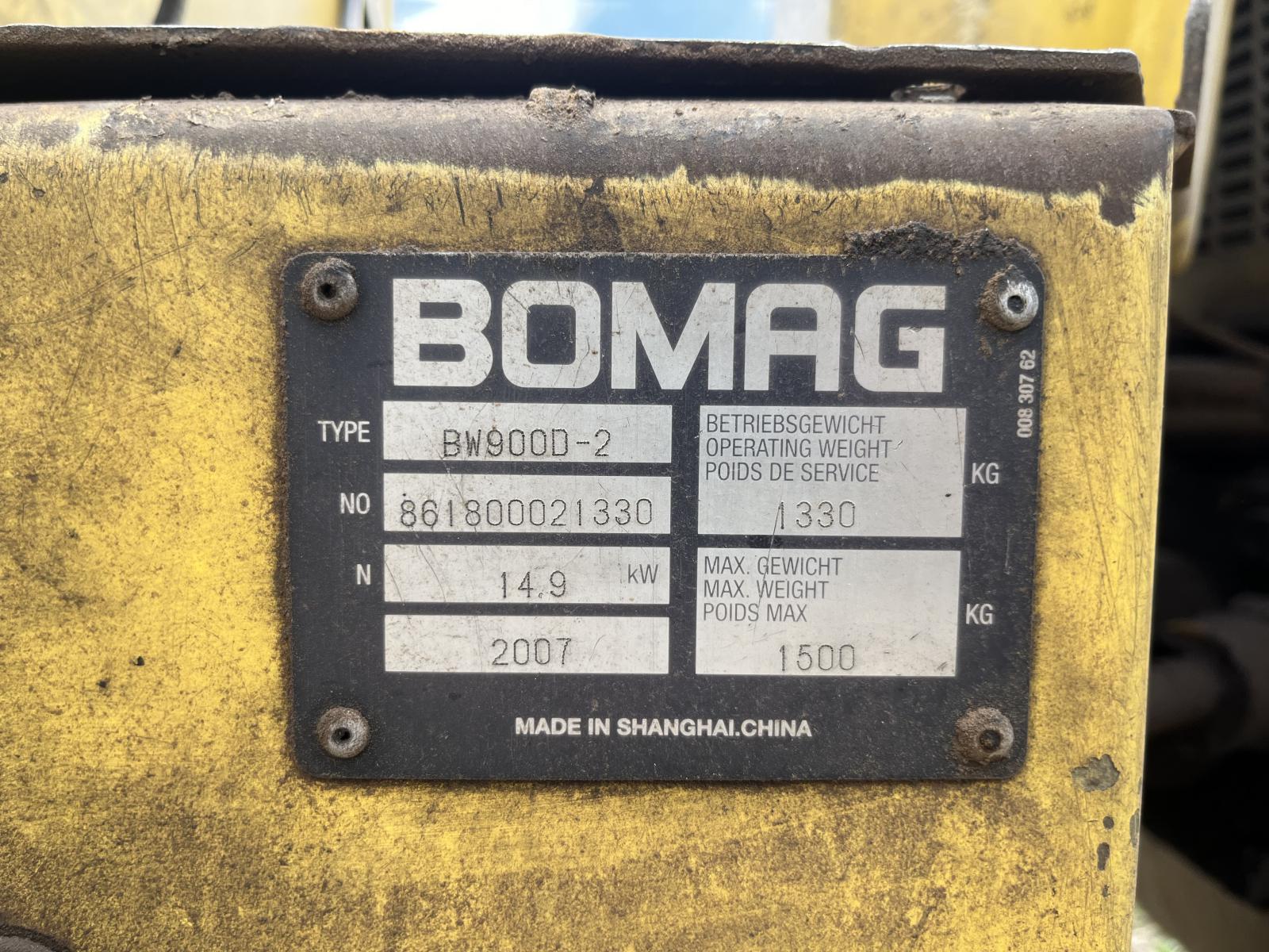 COMPACTADOR BOMAG BW900D-2